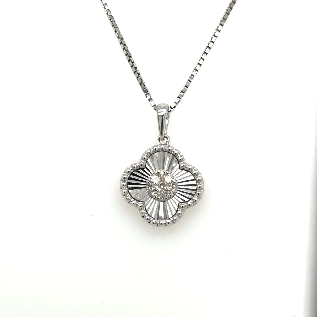 Women’s 10k White Gold Clover Pendant with Chain